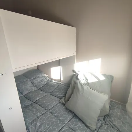 Due Passi Dal Mare *