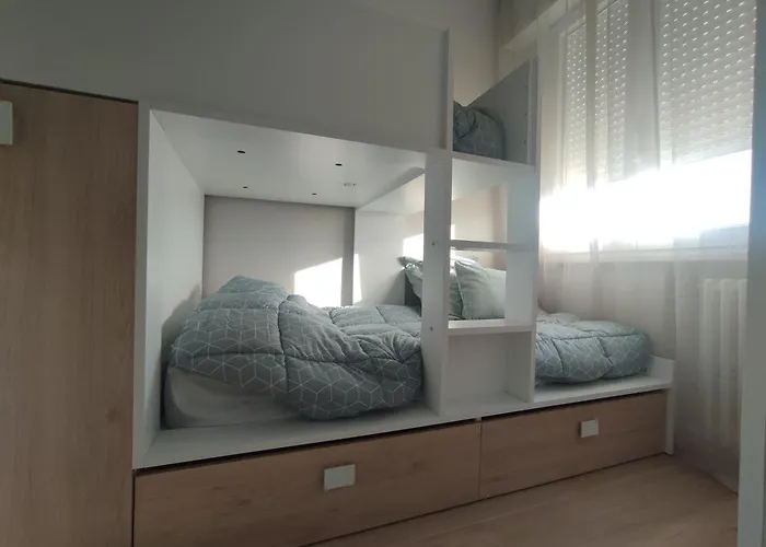 Due Passi Dal Mare Apartment *